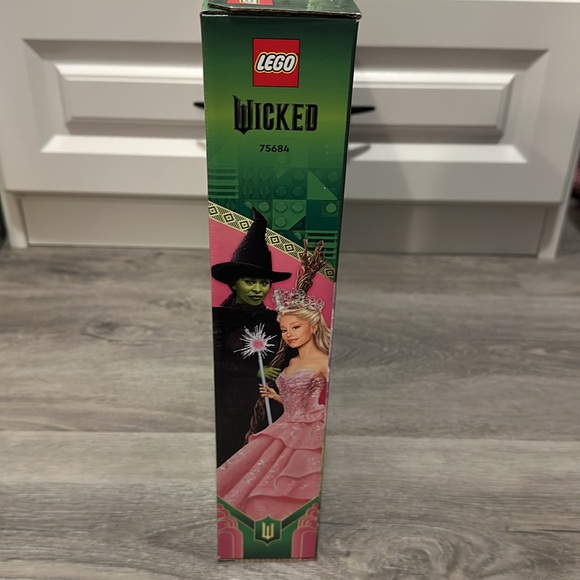 Lego WICKED 💚🩷 - Picture 5 of 5
